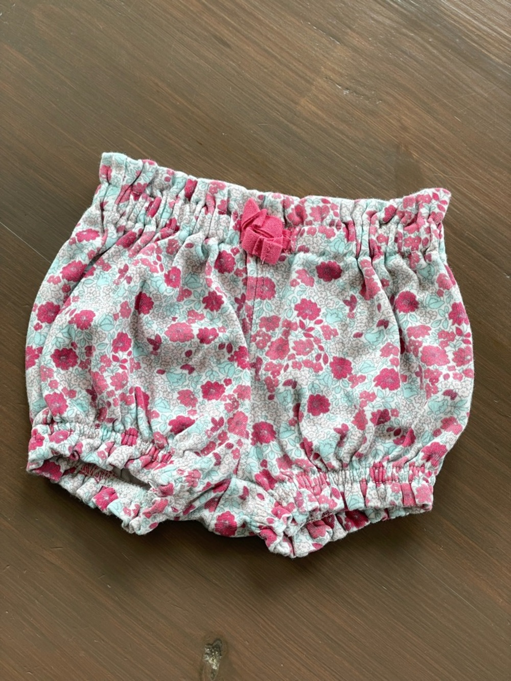 Baby Gap Pink Ditzy Floral Knit Bubble Shorts Size 3-6M